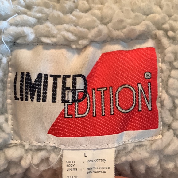 Vintage 90’s Acid Washed Sherpa Lined Denim Jacket - Picture 3 of 7